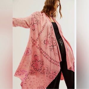 Magnolia Pearl Stargazer Pink Bandana Print Cardi